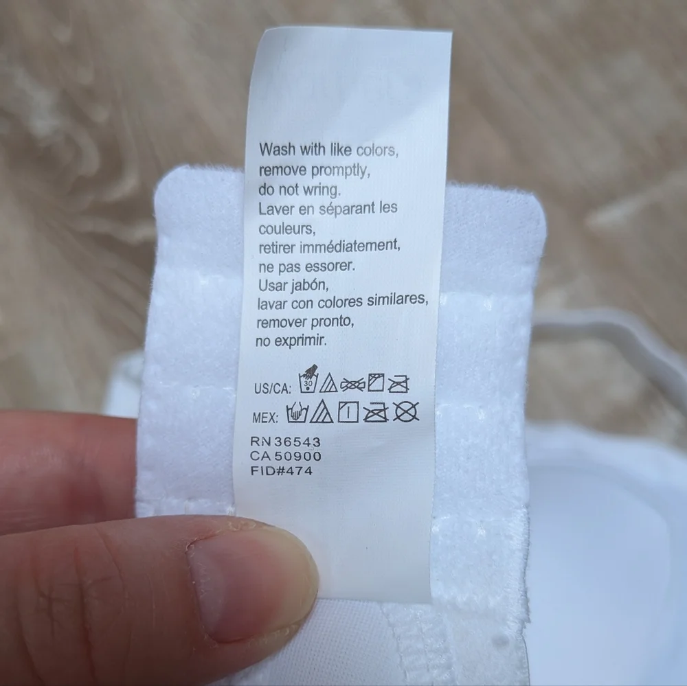 NEW Warner's White Easy Does It Underarm Smoothing Wirefree Bra Size Large